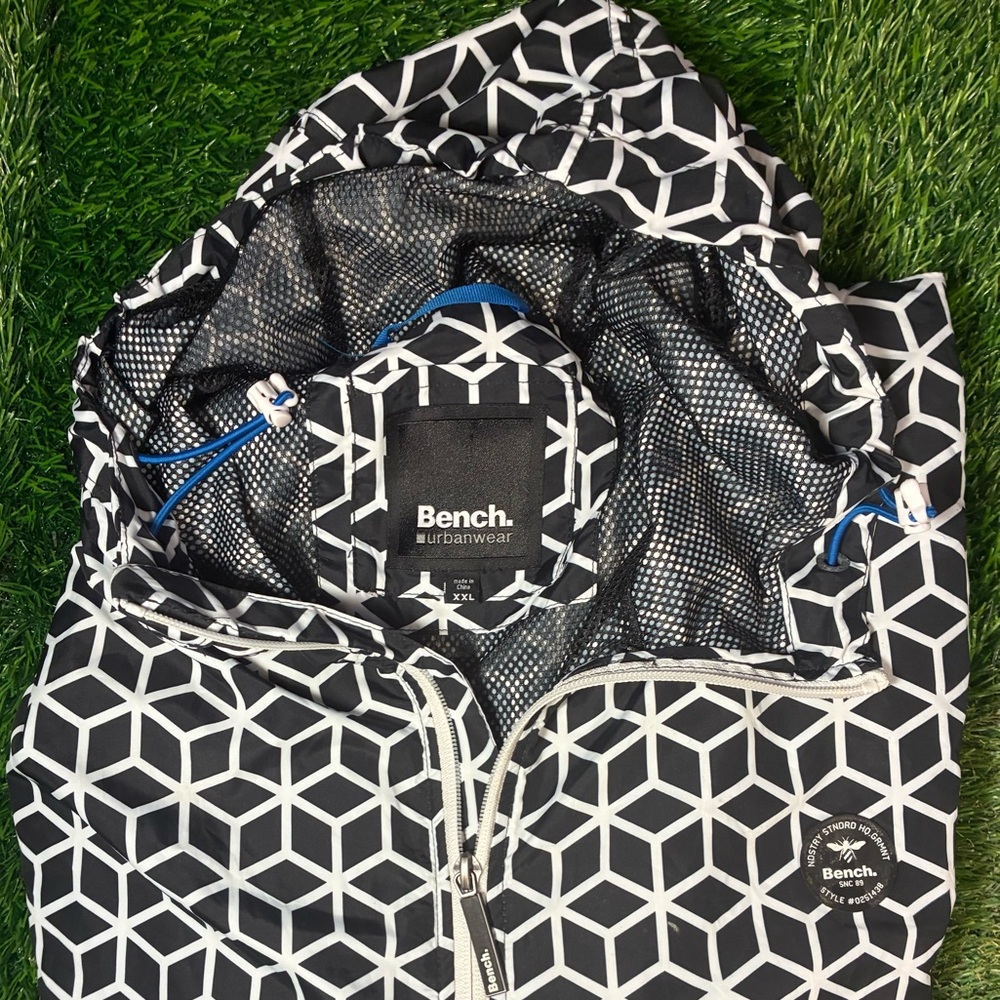Bench Monochrome Geometric Hoodie